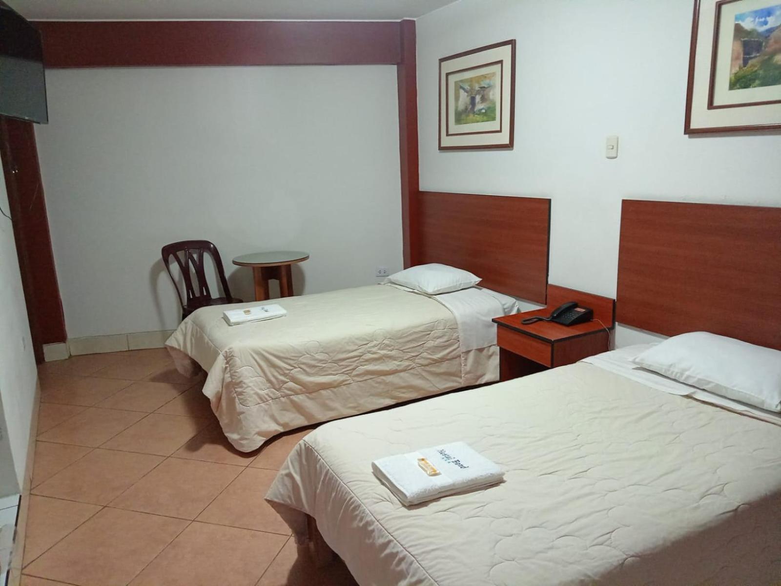 Hostal Bond هواراس المظهر الخارجي الصورة